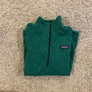 Patagonia quarter zip in teal never worn